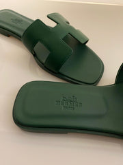 Green Hermes Interlocking