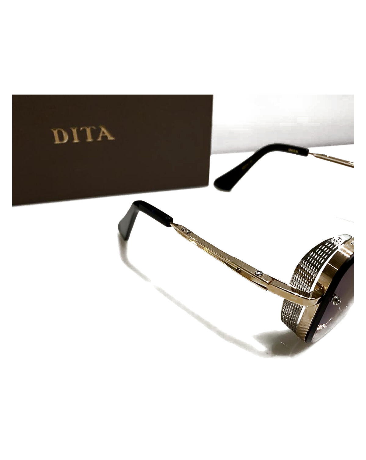 DITA Grandmaster Square Sunglasses - violet side view