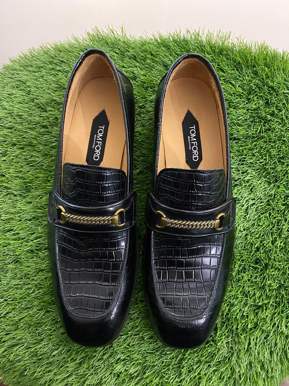 TOM FORD