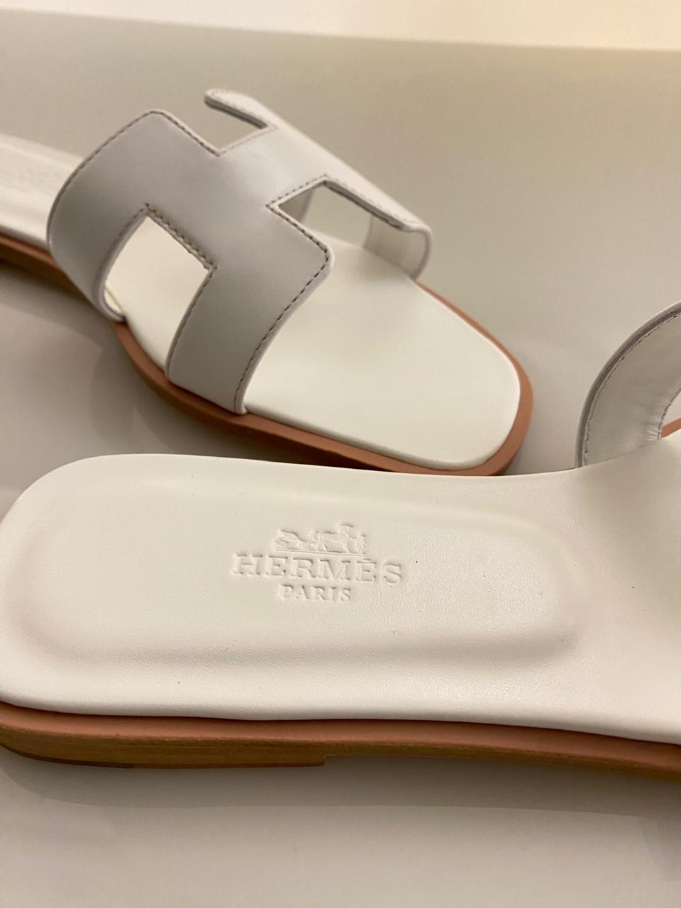 White Hermes Interlocking