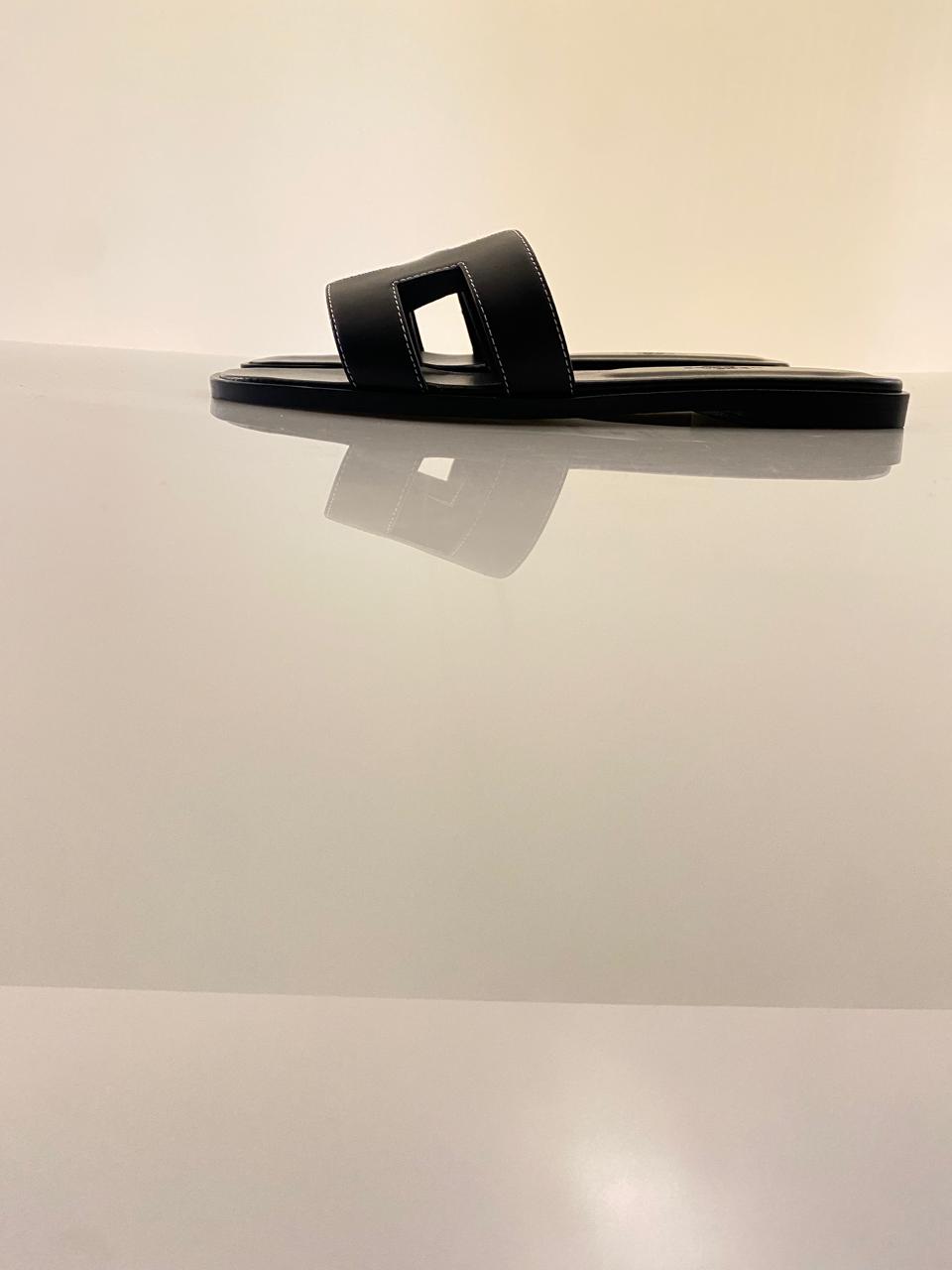 Black Hermes Interlocking