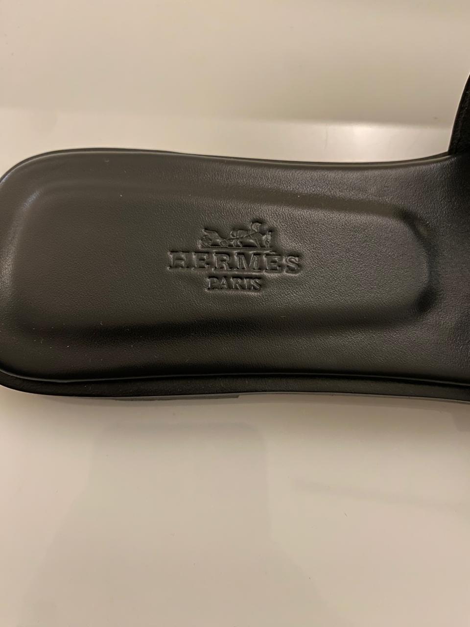 Black Hermes Interlocking