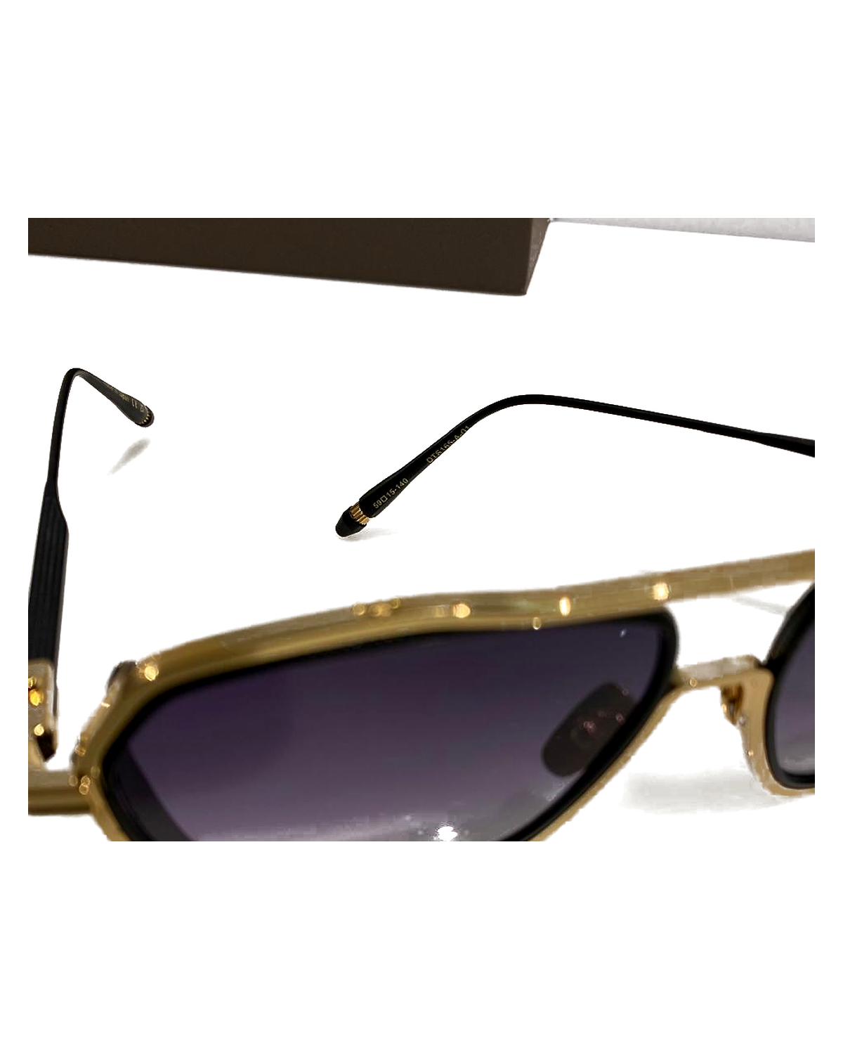 DITA Titan Square Sunglasses - violet detail view